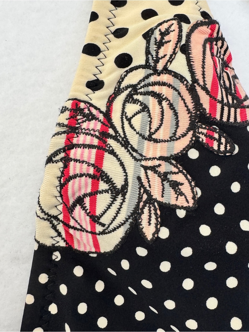 Betsey Johnson Woman’s Bikini Top D Cup Black White Polka Dot Floral Halter Swim - Picture 3 of 6
